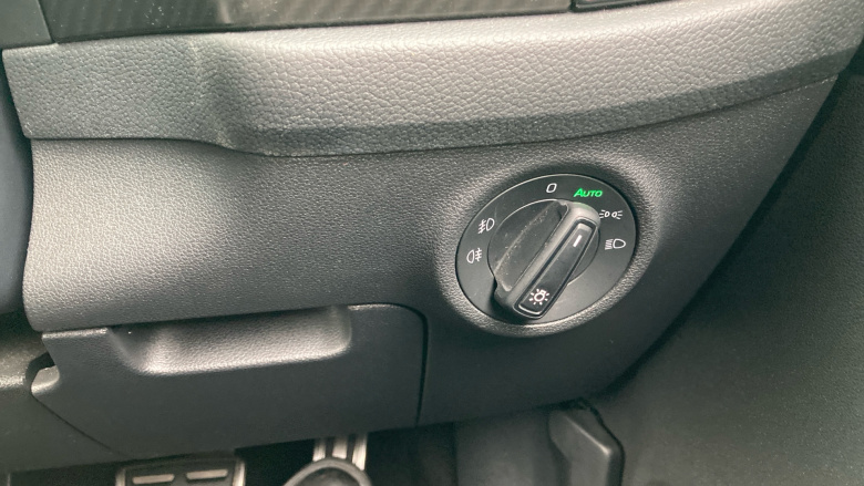 Skoda Kodiaq 2.0 TDI Sport Line 4x4 5dr DSG [7 Seat] Diesel Estate